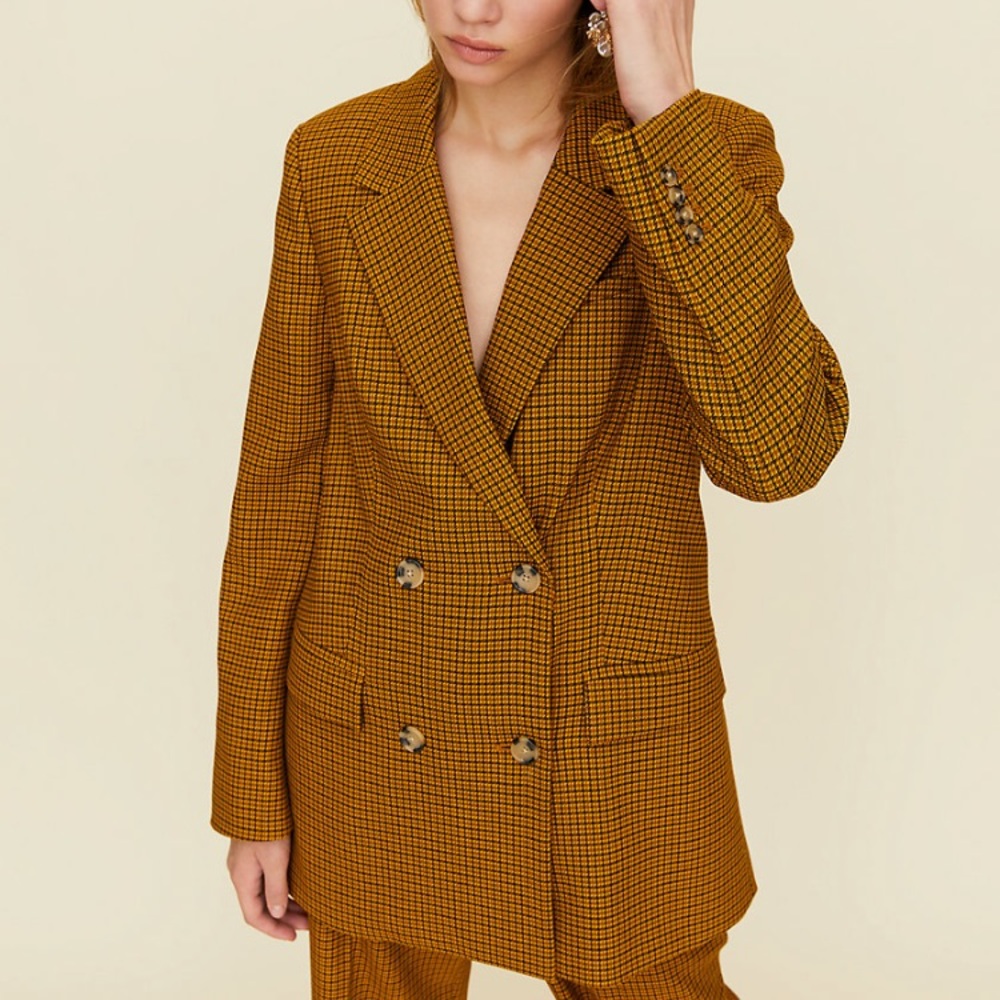 Aritzia Little Moon Caluna plaid check blazer